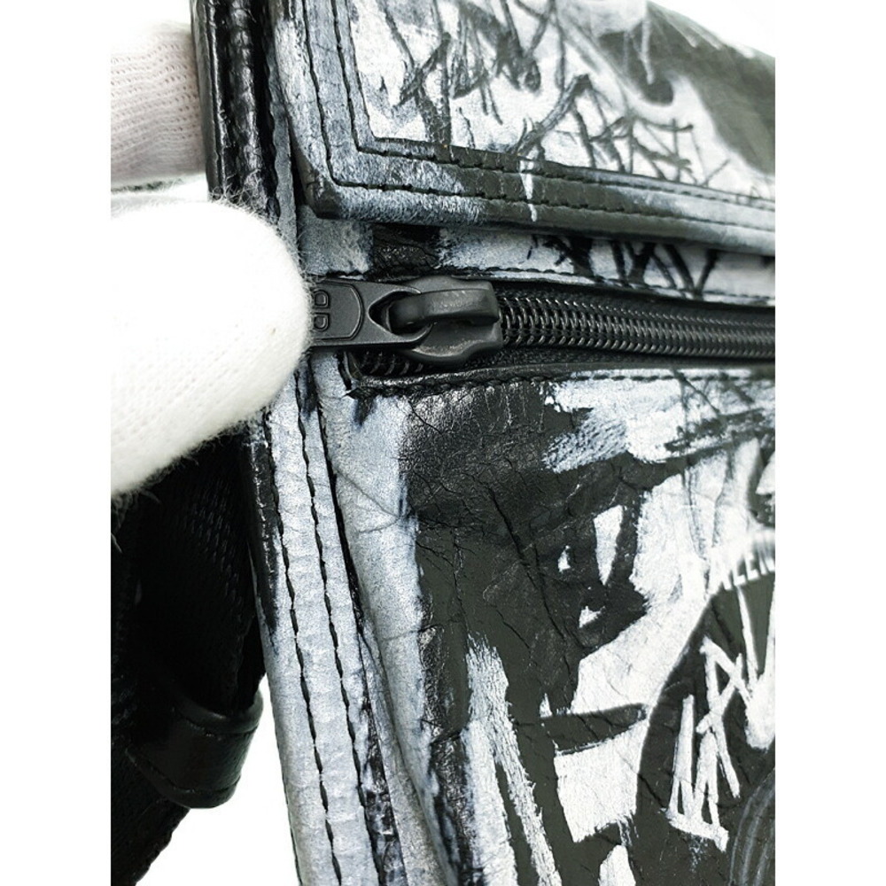 Balenciaga Explorer Graffiti Pouch Shoulder Bag - Picture 6 of 9